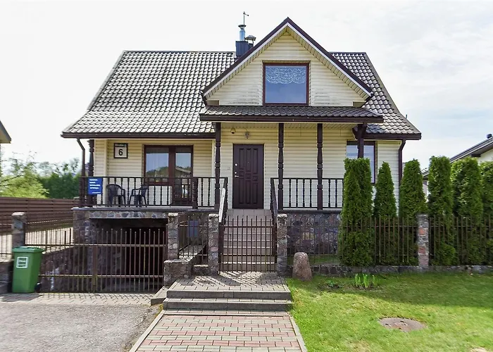 Birutes Houses